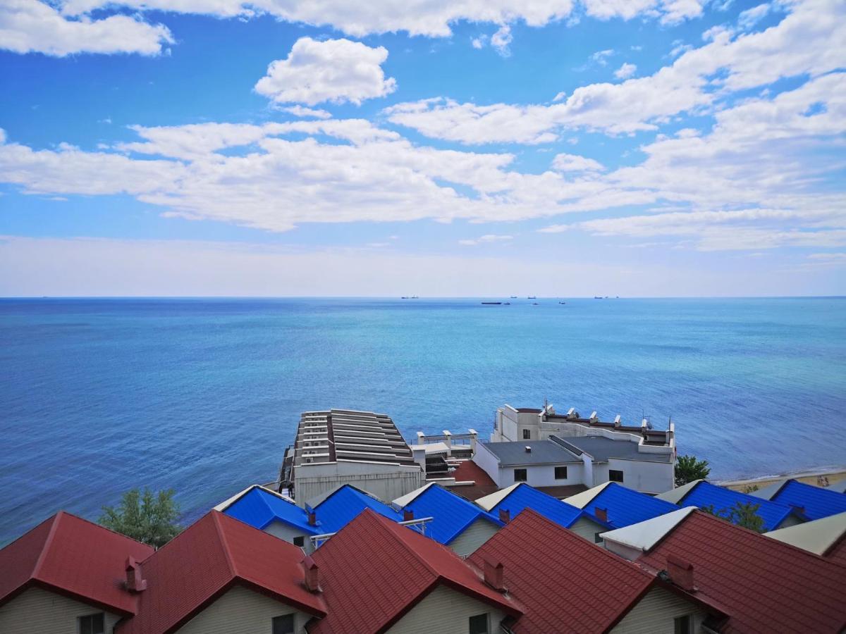 Sea View Apartments Odessa Buitenkant foto